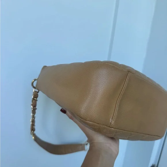 ✨ CHANEL Quilted Caviar Leather Shoulder Bag – Camel Beige – Made in Italy ✨ - Picture 12 of 16